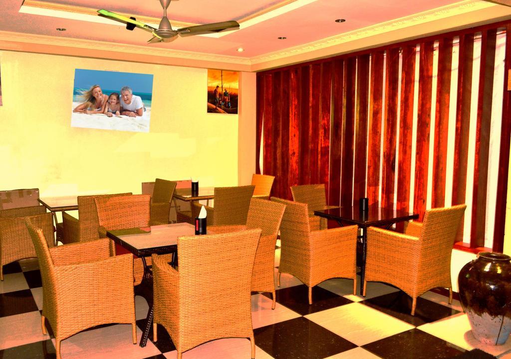 Hotel Ui Inn Male Exterior foto
